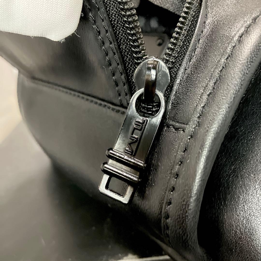 【超希少】【TUMI】トゥミ　ボディバッグ　ウエストバッグ　レザー　ブラック