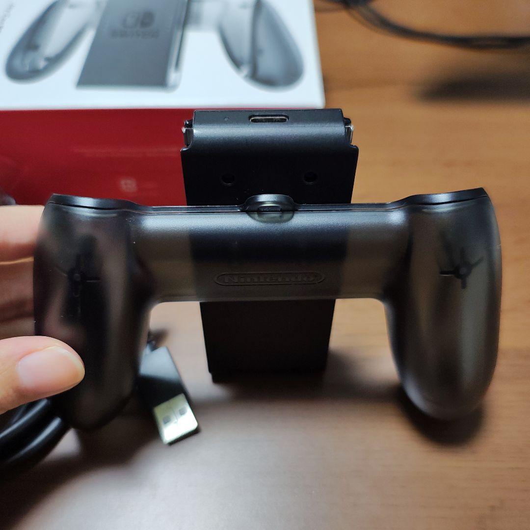 Nintendo Switch本体＋Joy-con充電グリップ＋ソフトケース