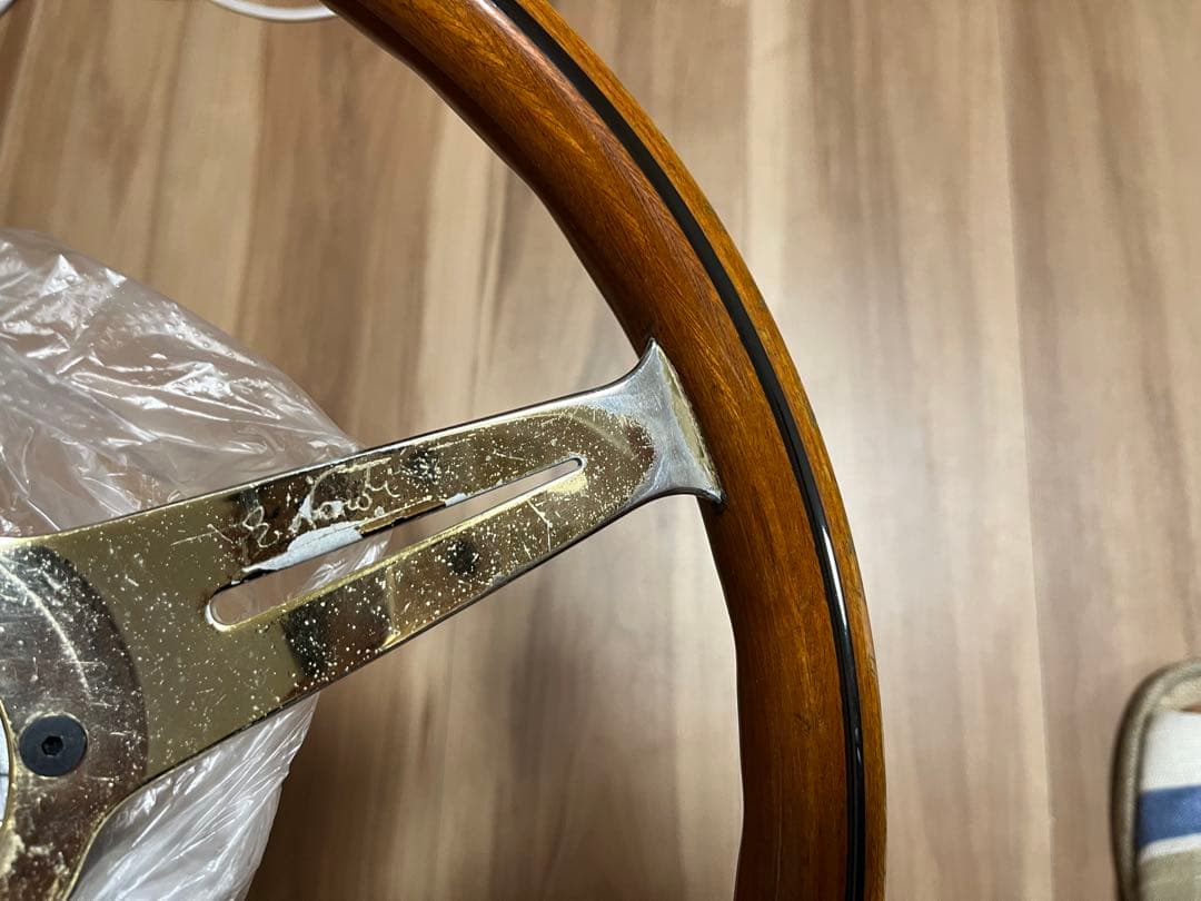 ナルディ　ステアリング　36.0 ランクル　ボス付き