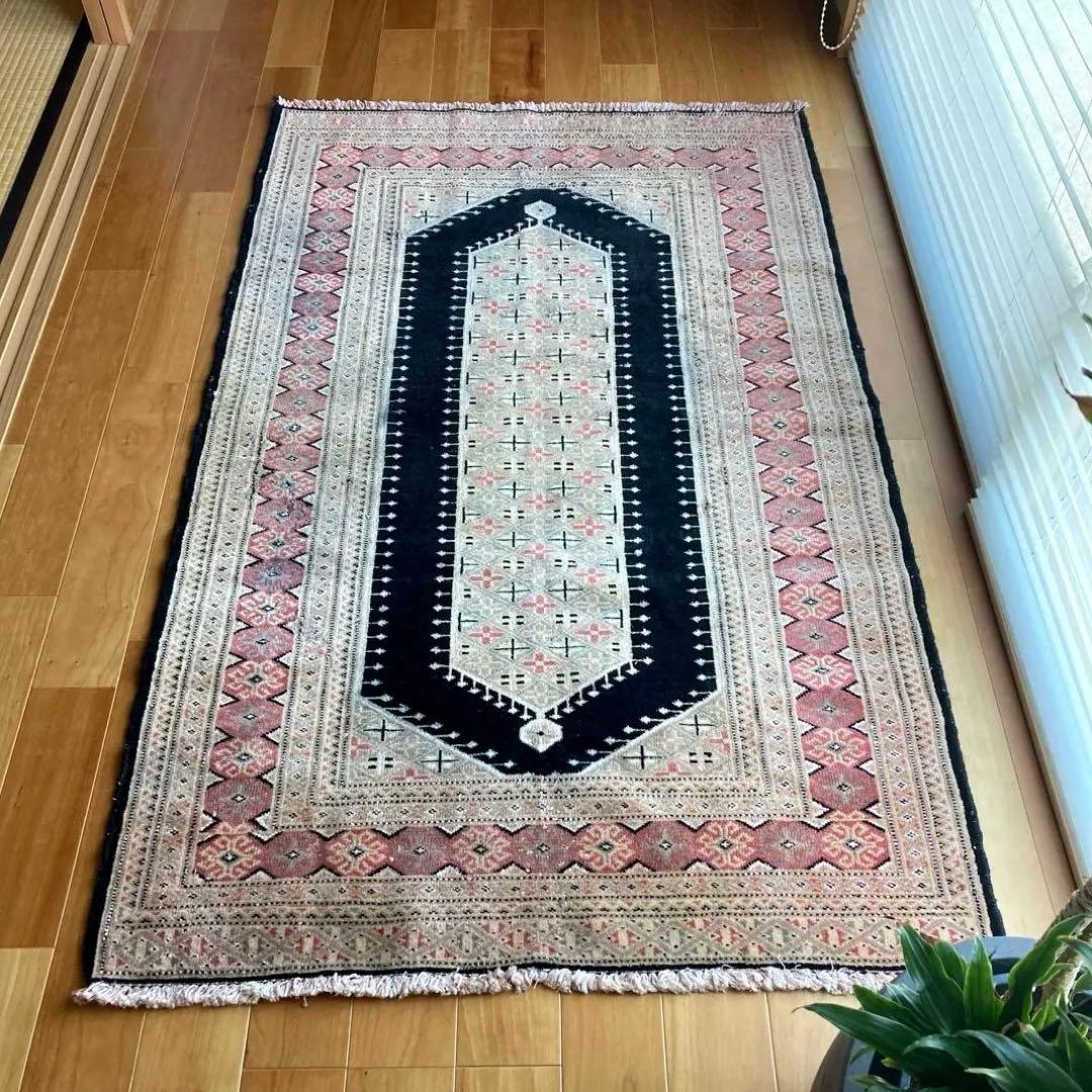 ヴィンテージラグ　トライバルラグ　パキスタン　メダリオン