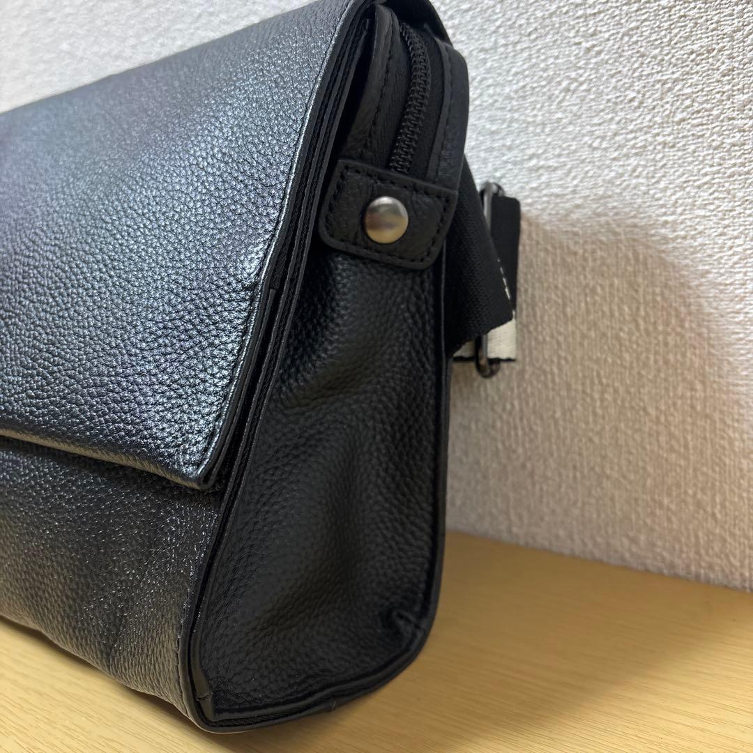 ear PAPILLONNERイアパピヨネ　ボディバッグ