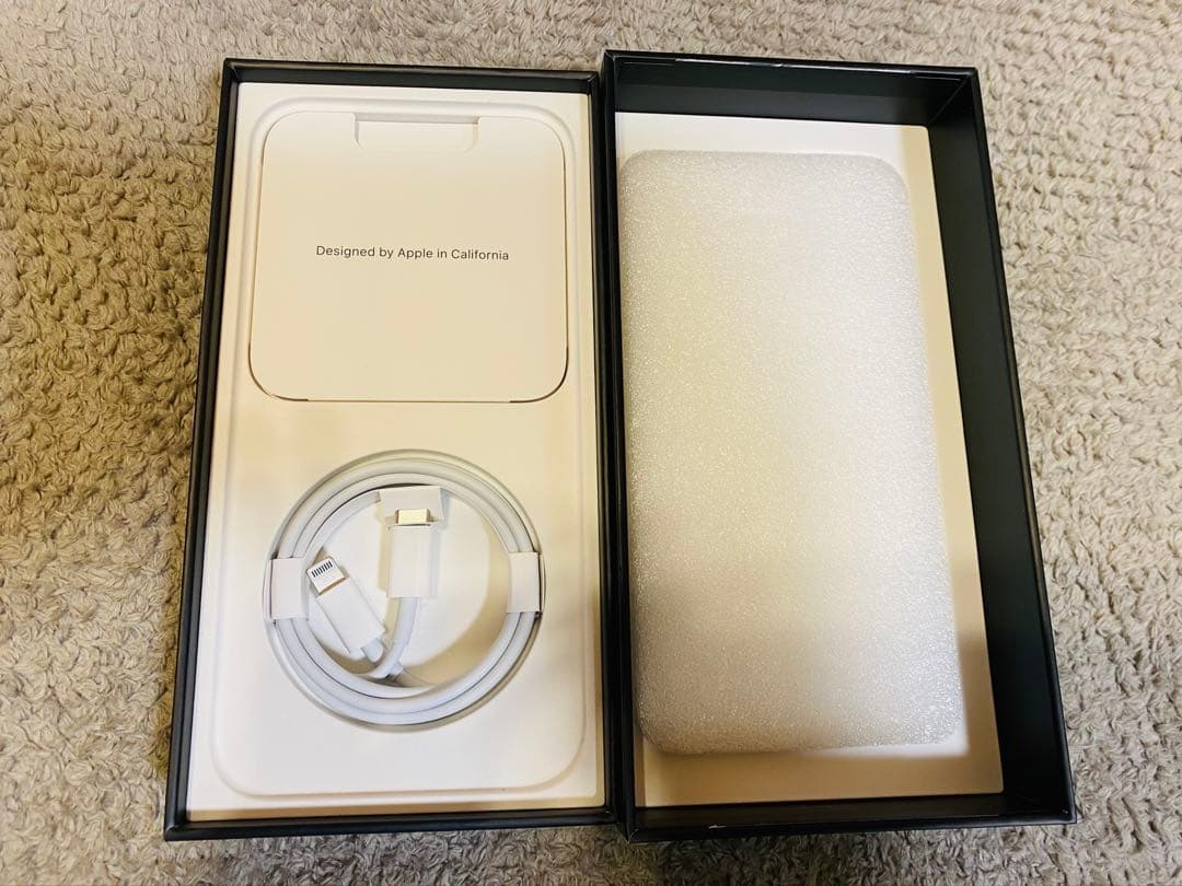 iPhone13promax 256GB シルバー