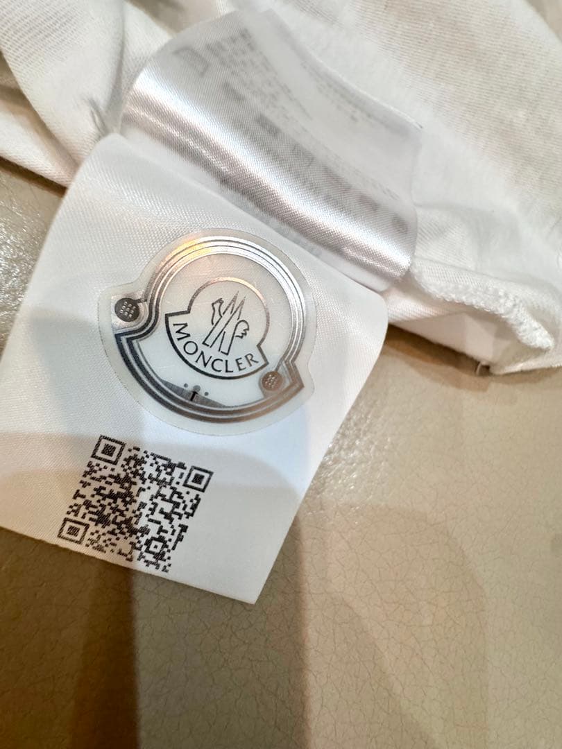 Moncler ストライプ Tシャツ ホワイト10A 美品