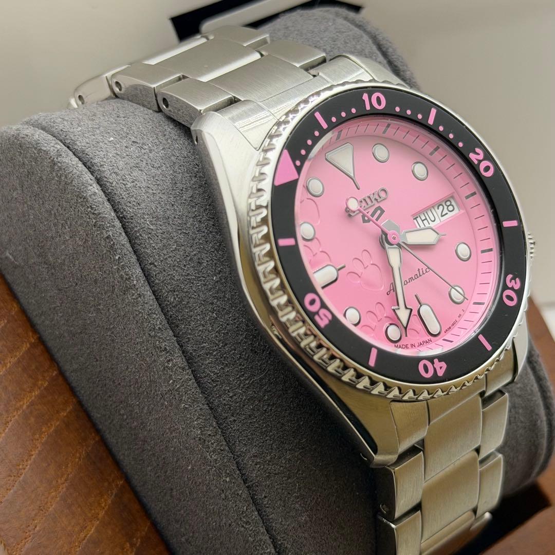 【新品未使用】セイコー　SBSA321 ピンクパンサー　自動巻　箱付　コラボ