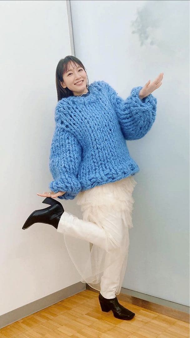Kota Gushiken Massive sweater knit 吉岡里帆