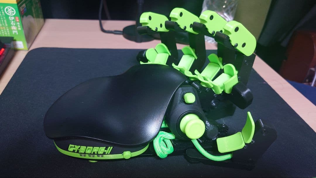 Azeron Cyborg II ゲーミングキーボード本体 グリーン