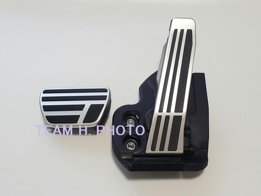 36.35系クラウンに　レクサス純正　アルミペダル　クロスオーバー　スポーツ