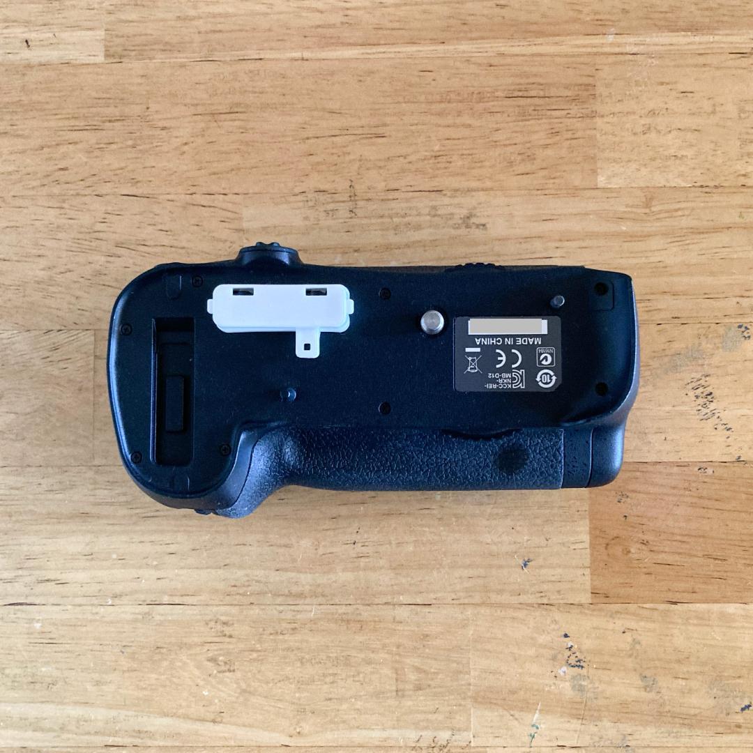 Nikon D800 バッテリーグリップ CFカード込み