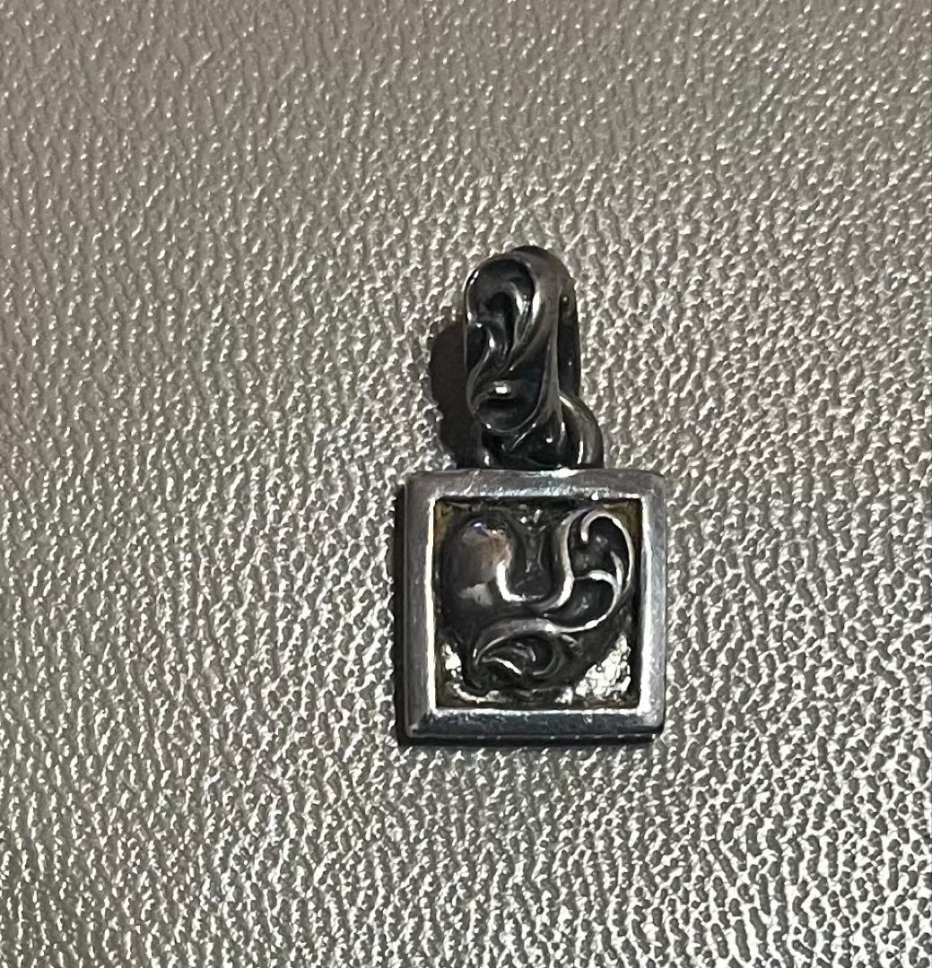 クロムハーツ　フレームドハート