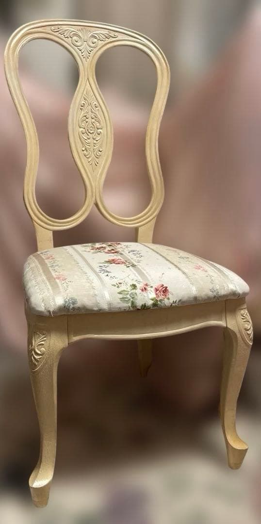 Chi　ロココ調椅子　彫刻装飾　バラ布座面 ヨーロピアン　アンティーク椅子