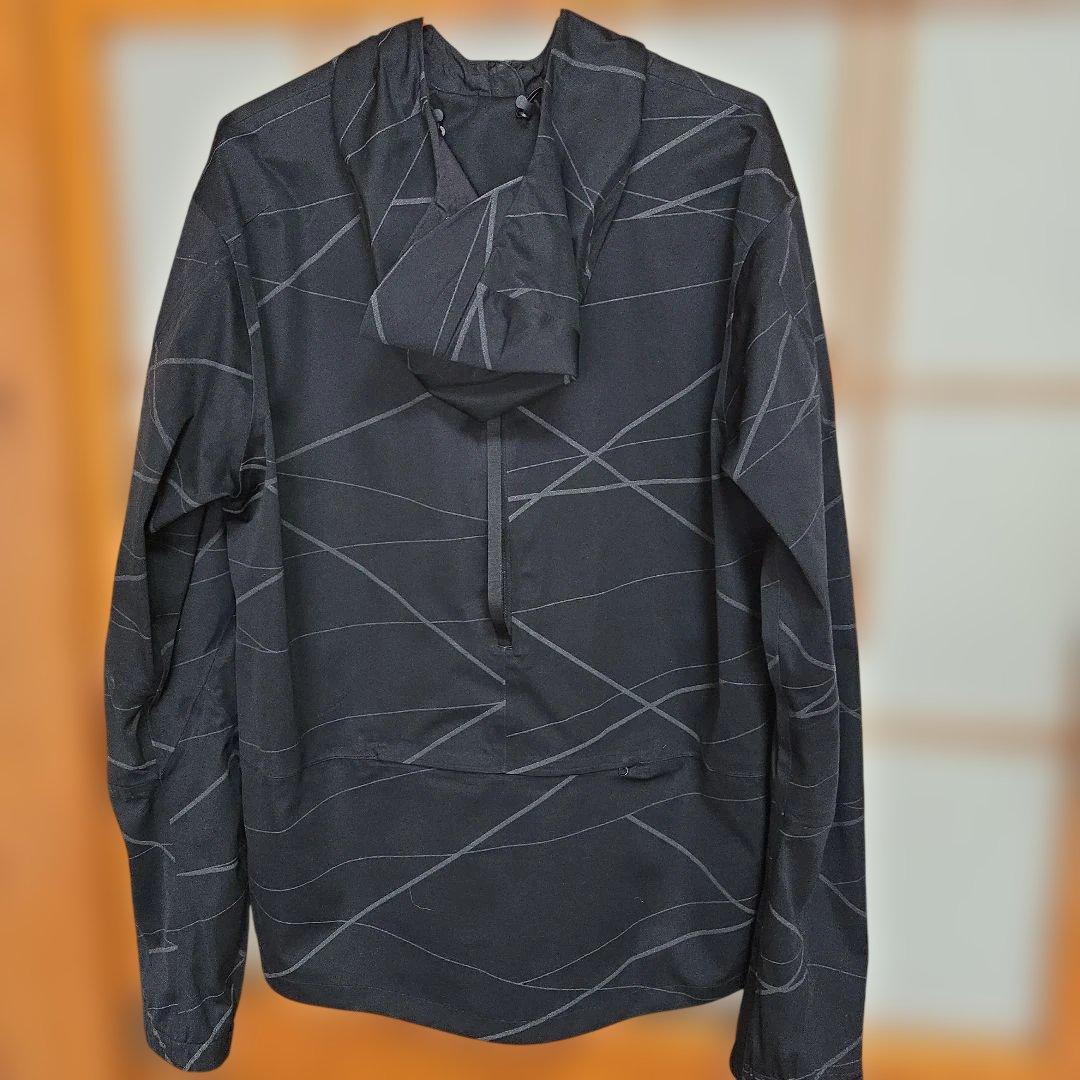 Nike Running Division フード付きウィンドブレーカー