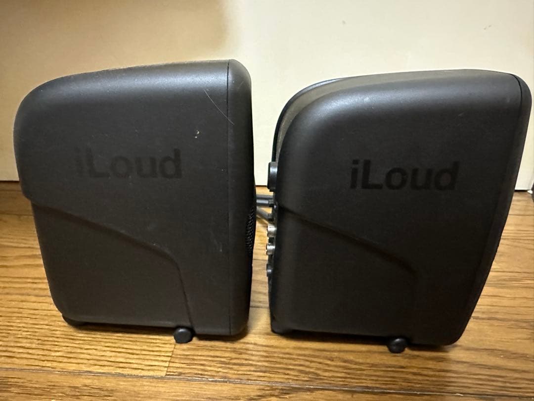 iLoud アクティブスピーカー