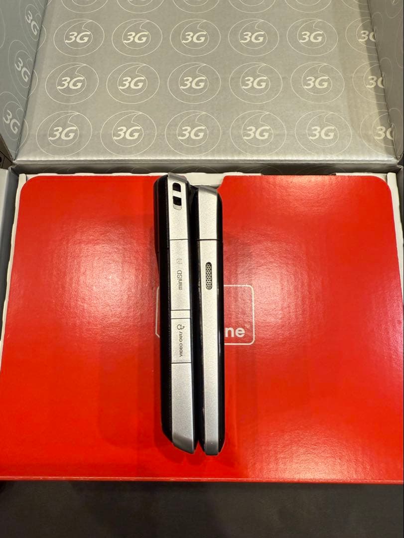 Vodafone 903SH シャープ 当時別売卓上充電器付き