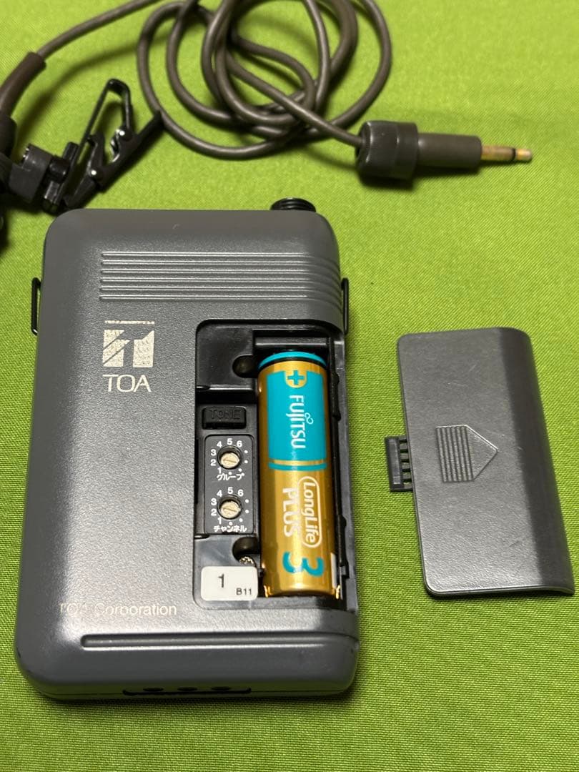 ③TOA ワイヤレスマイク　WM-1310　中古品　タイピン型　0774