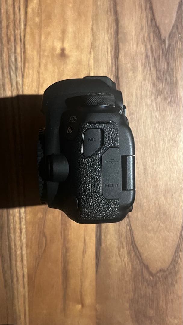 EOS 6D Mark II キヤノン一眼レフカメラ