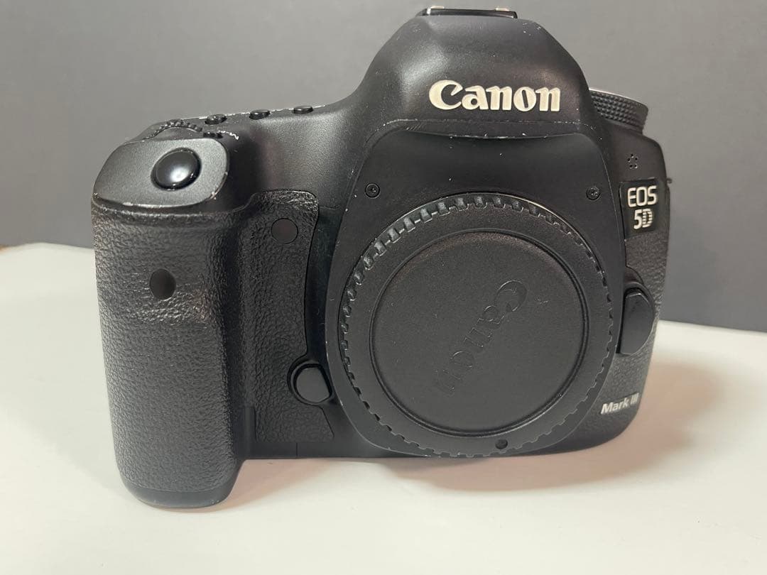 Canon EOS5D Mark IIIフルサイズ入門に最適・付属品あり・箱なし