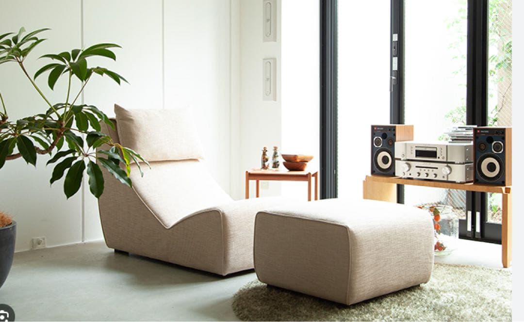 1人掛けソファ Noyes Relaxed Sofa
