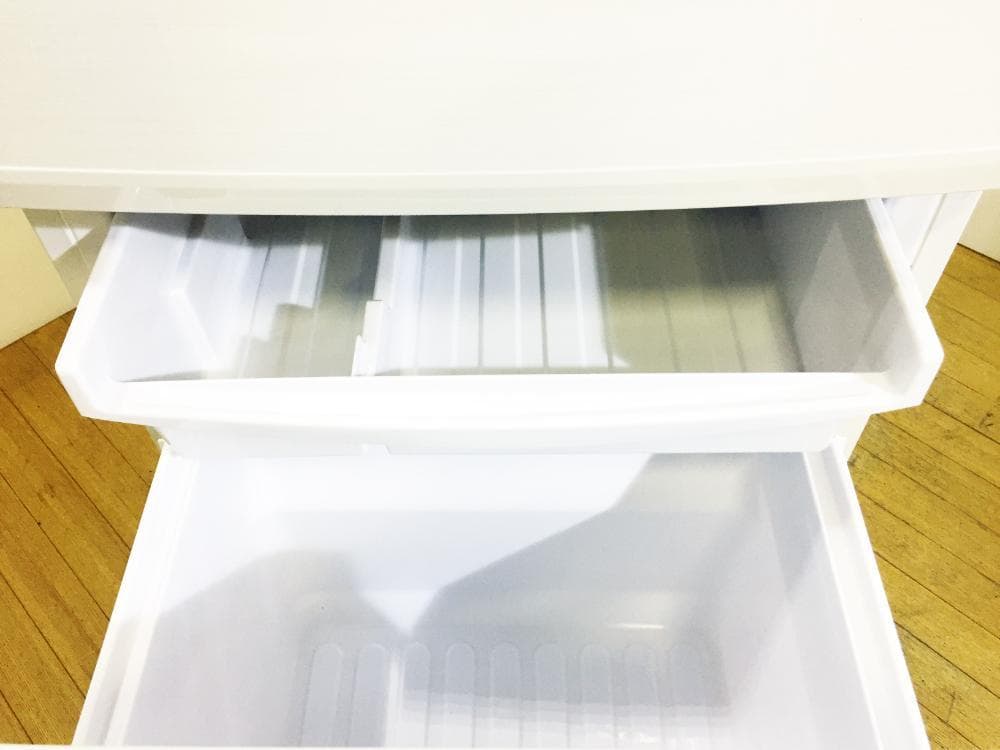 30日迄！SHARP 137L 冷蔵庫【SJ-D14C-W】