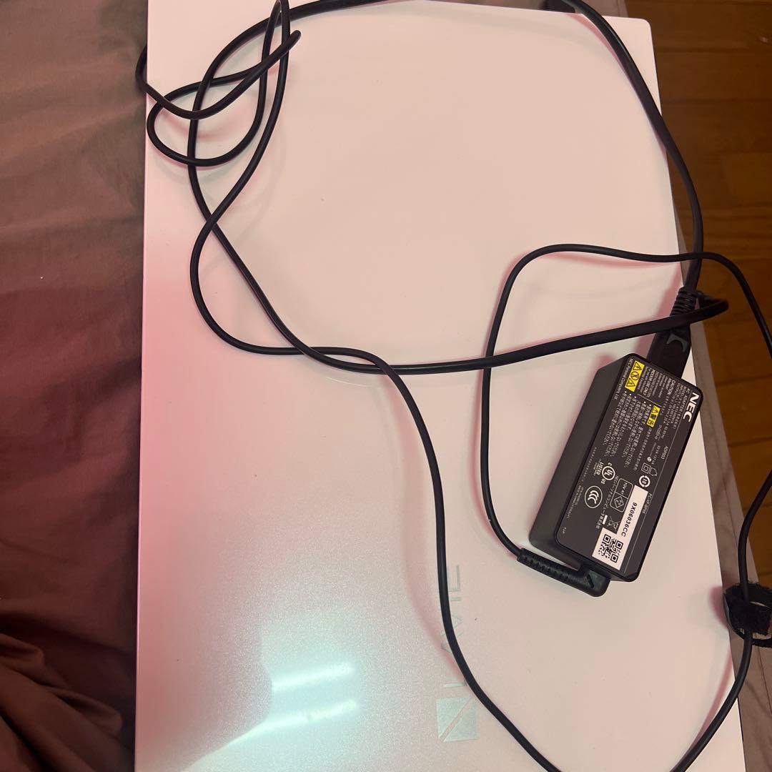 ホワイト ノートPC USB HDMIポート付き