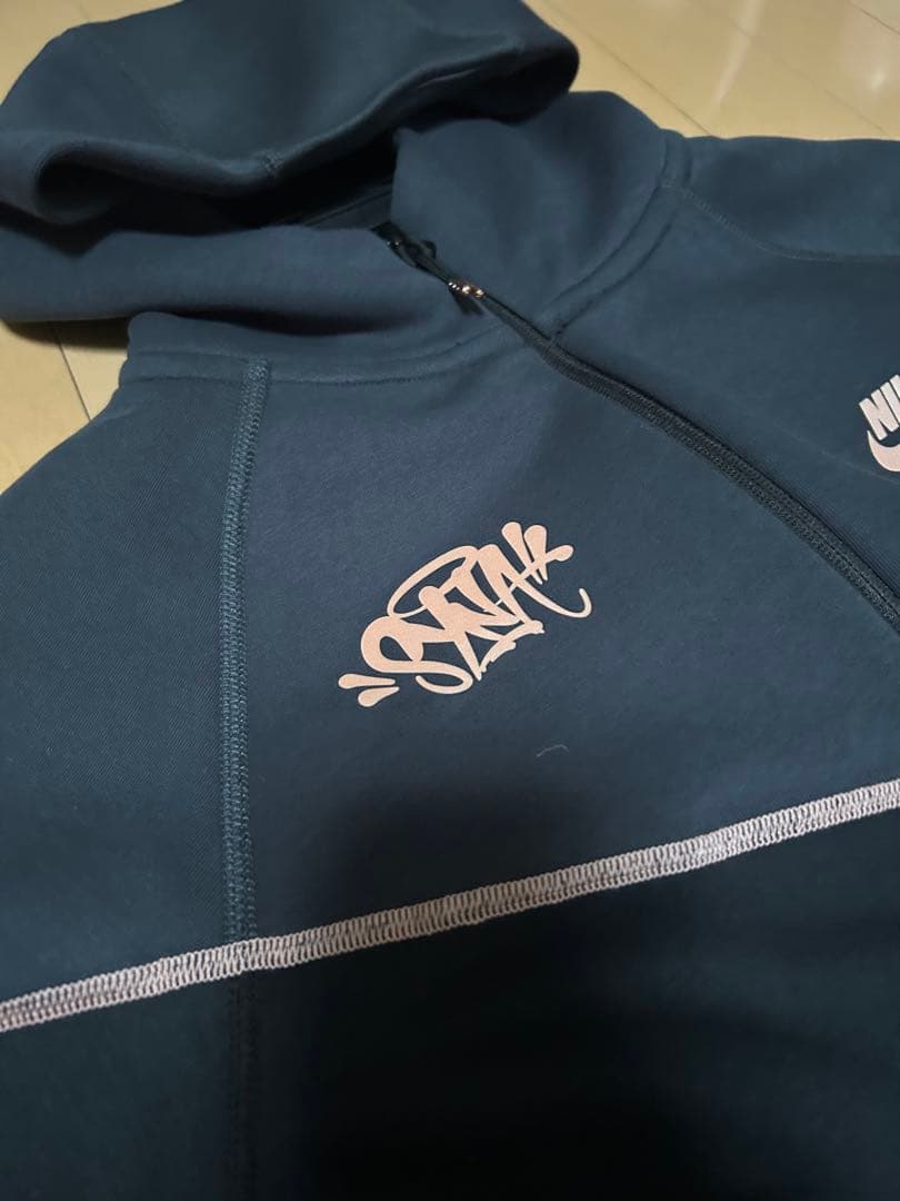 値下げ交渉可 SynaworldNikeテックフリース Sサイズ