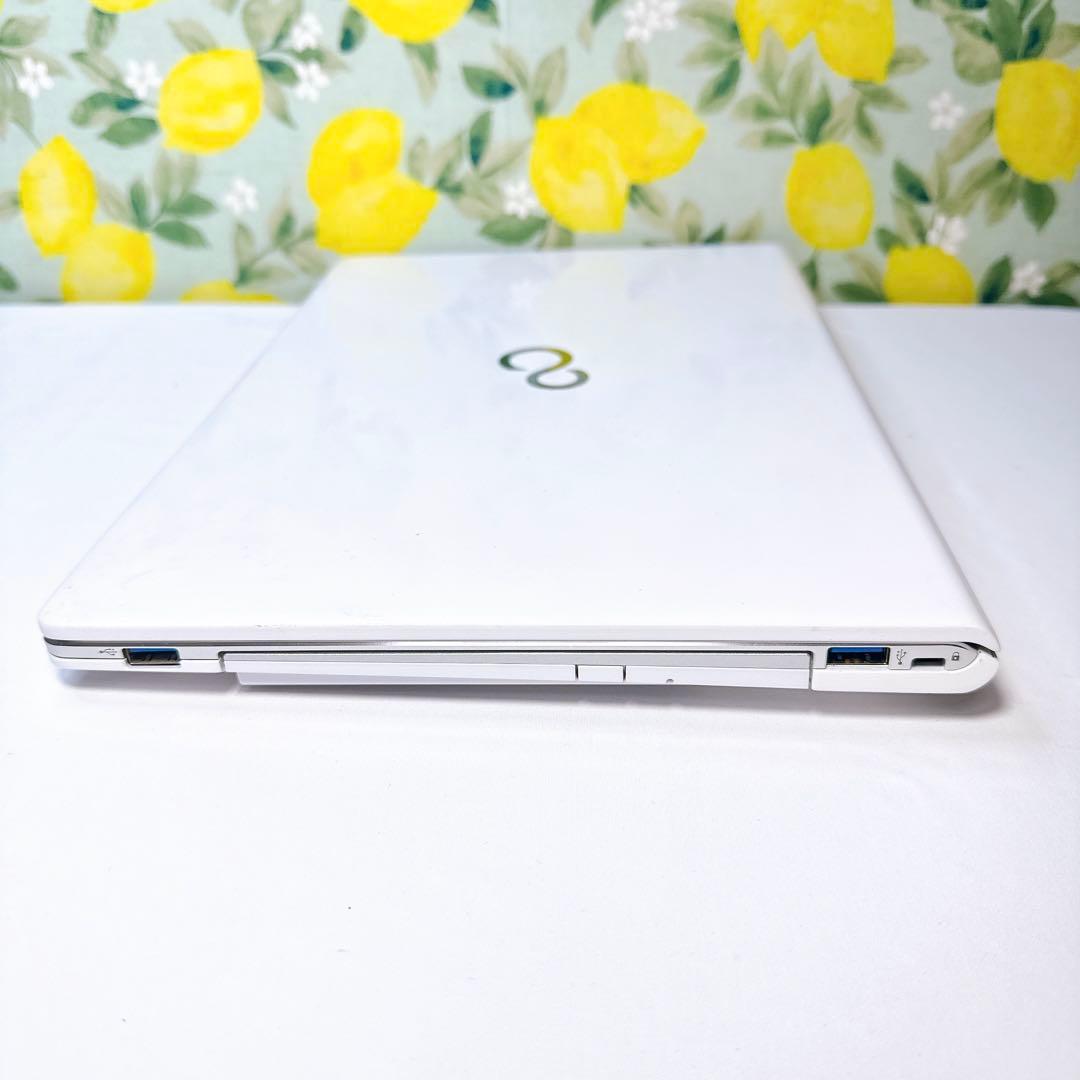 必見❤️Windows11❤️軽量薄型❤️新品SSD❤️面倒な設定済み❤️動画編集など❤️