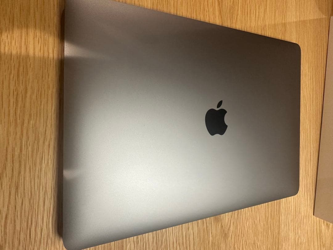 Apple MacBook Air 13inch スペースグレー色