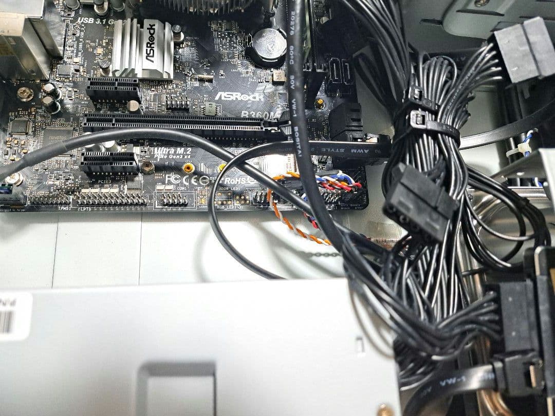 デスクトップPC Corei3-9100 メモリ16GB SSD128GB