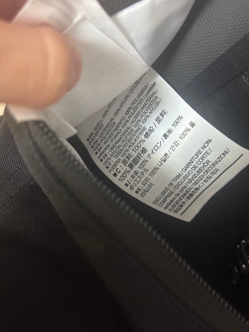 アークテリクス ブラックメッセンジャーバッグ