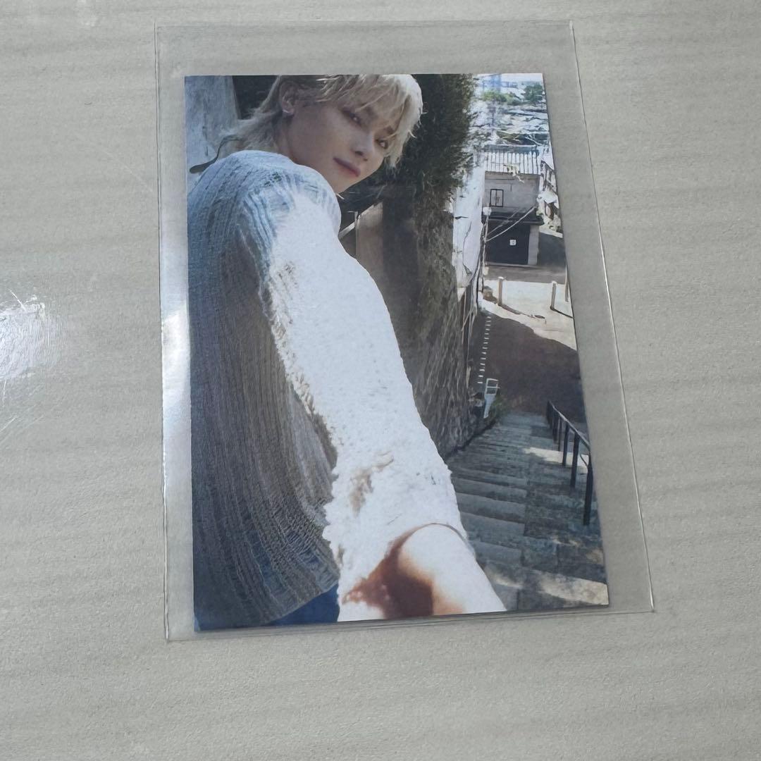 手繋ぎ　トレカ　ニコラス