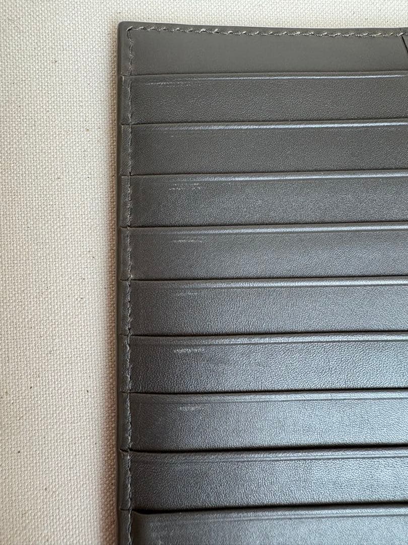 Bottega Veneta 長財布　イントレチャート　レザー　グレー