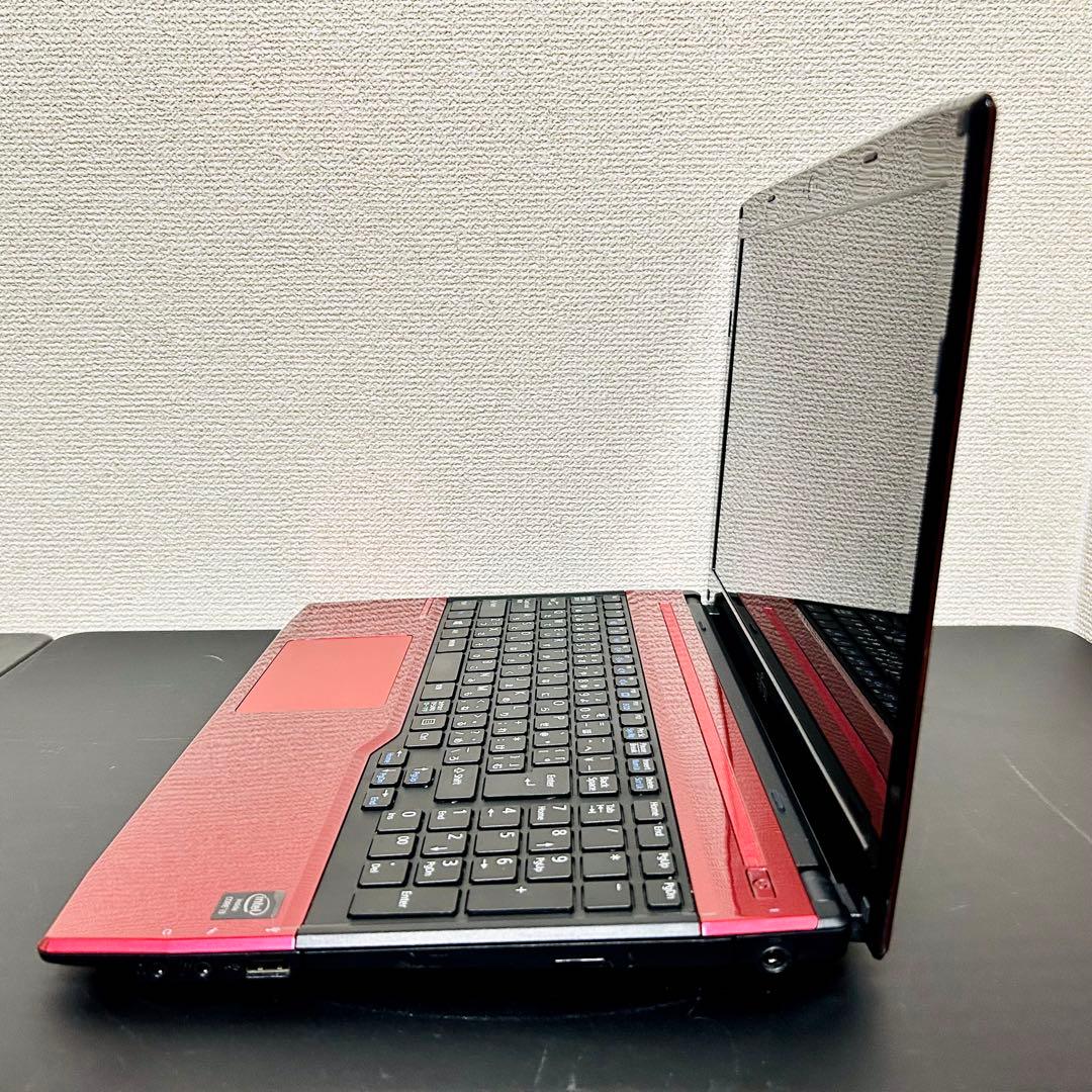 富士通 ブルーレイ搭載 Windows11 Intel Core-i3 レッド