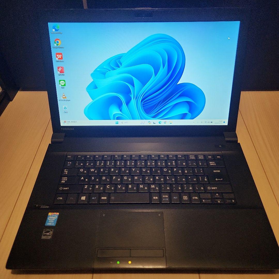 ⭐お値下げ❗　⭐美品⭐　ノートパソコン　薄型　大画面　大容量　東芝　持ち運び可能