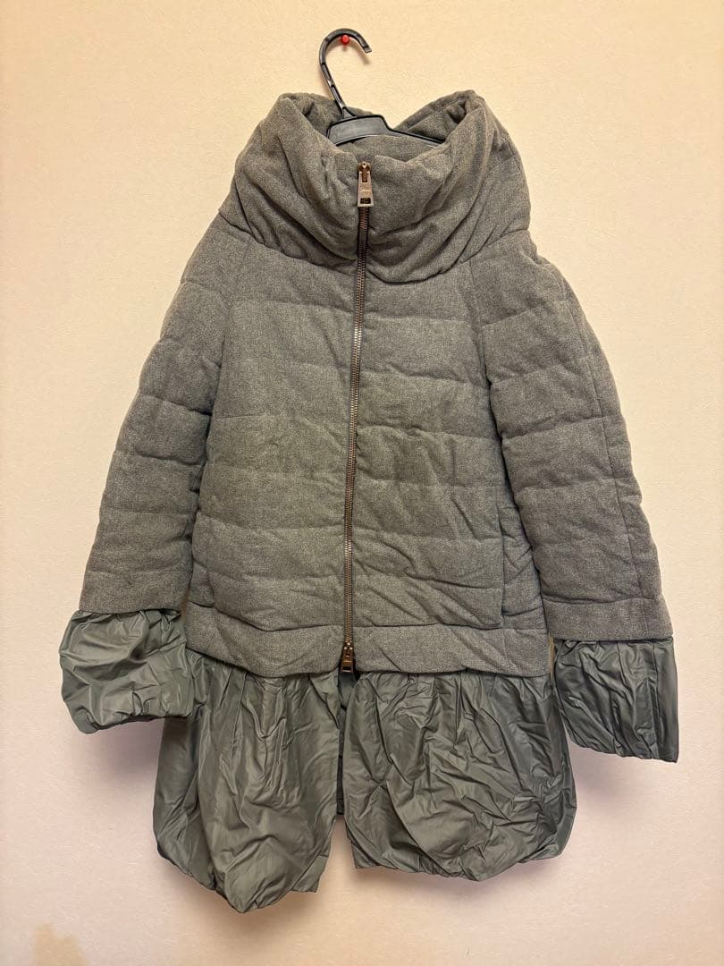 Herno フード付きダウンロングコート グレー