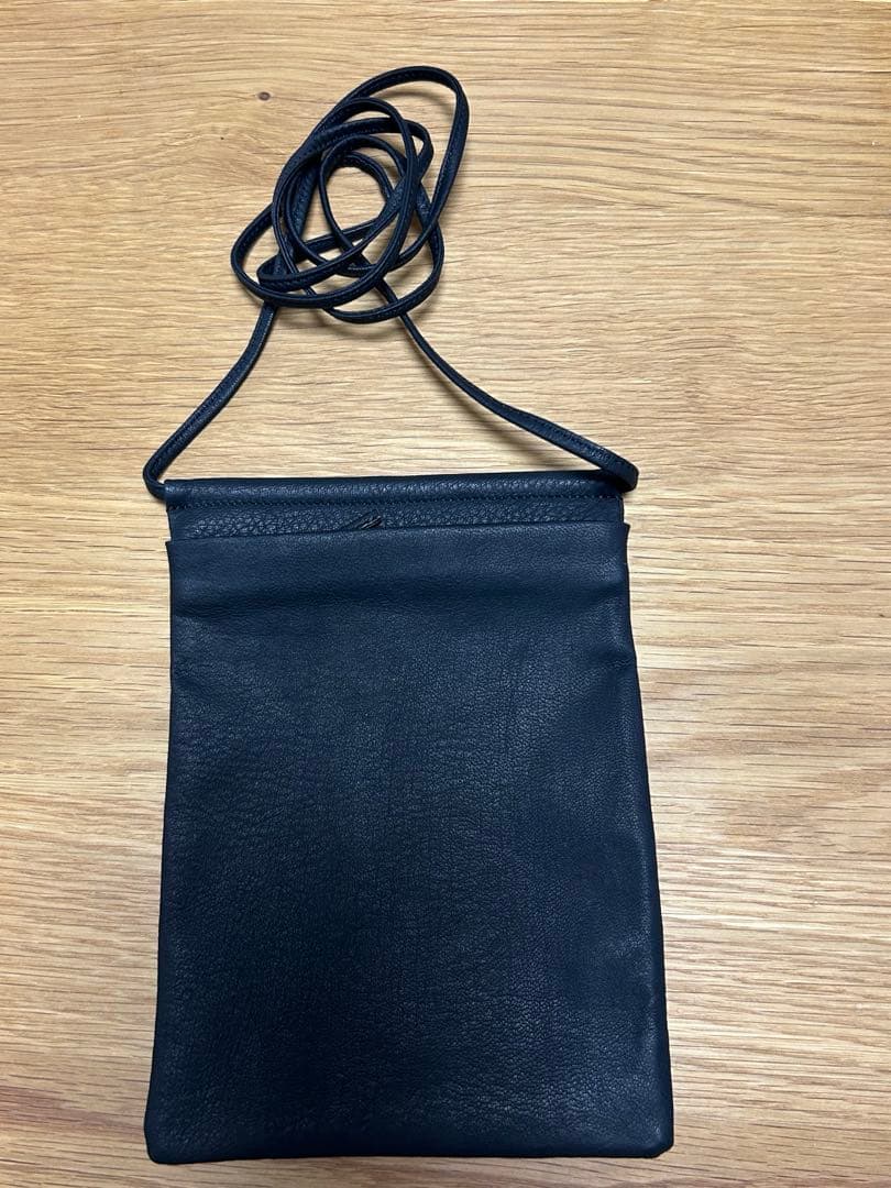 AETA ミニショルダー　スマホポーチ　DA84