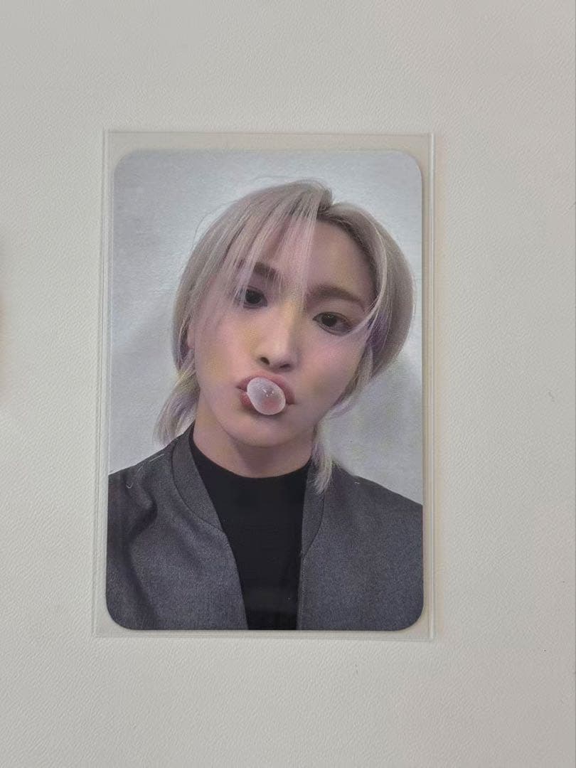 ATEEZ Europeクロップドフーディ＆パンツトレカ ソンファ