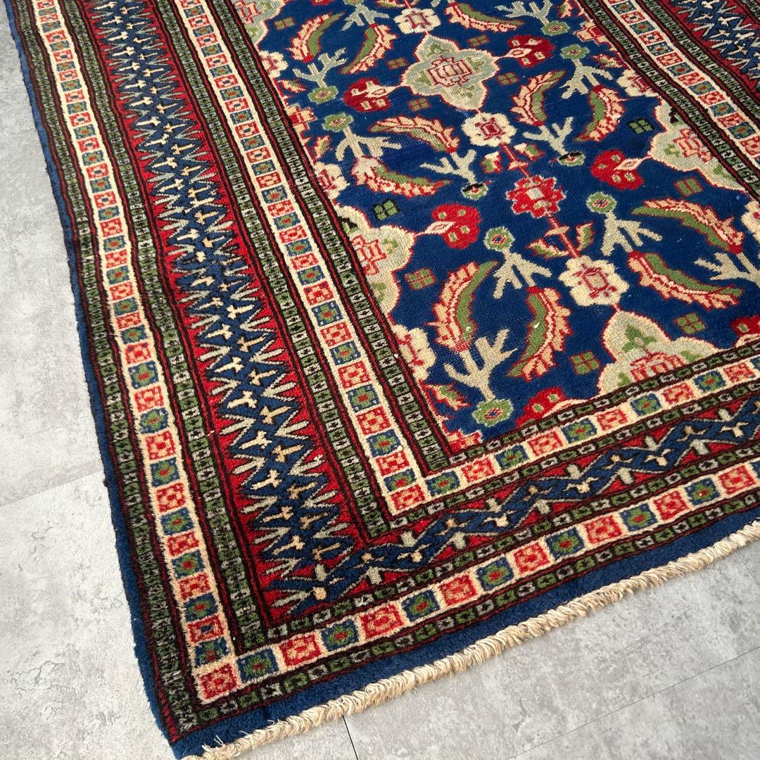 【1980s Vintage】151cm × 89cm ラホール産 ラグ