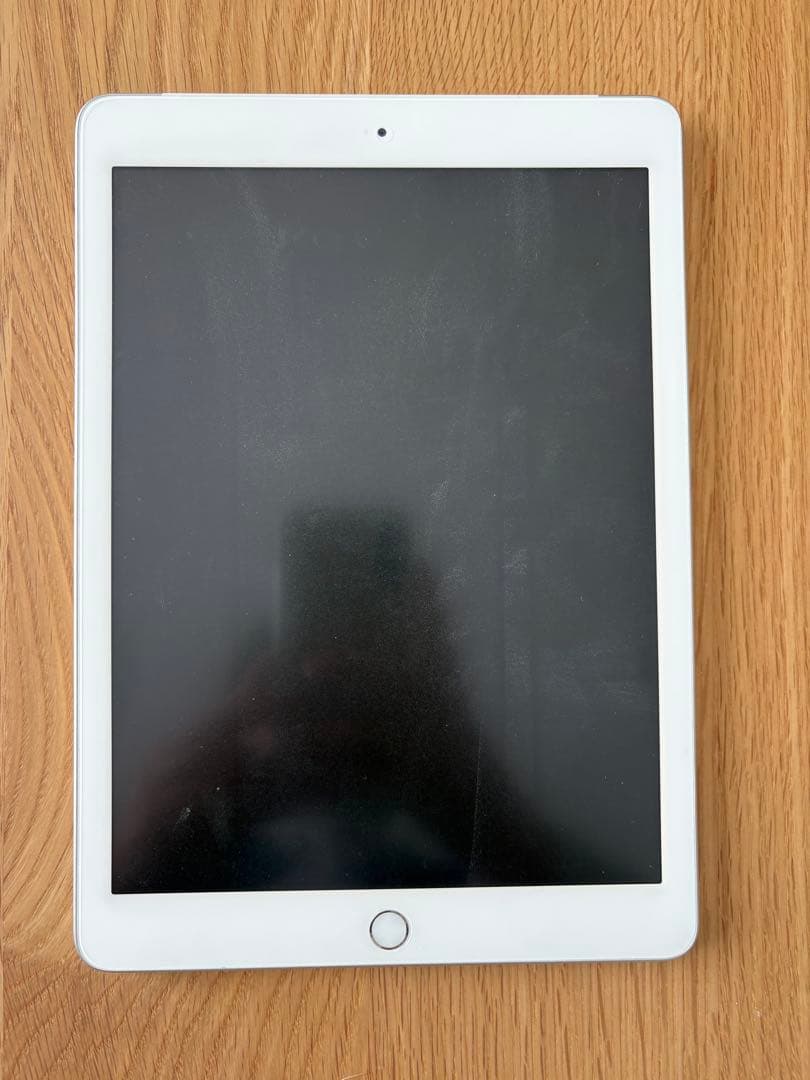 【値下げ！】Apple iPad (第6世代) 32GB(ケース、ペンシル付き)