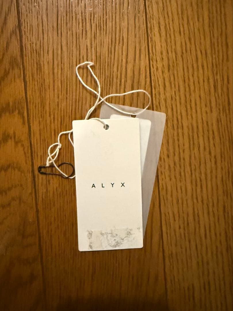 alyx ボディバッグ