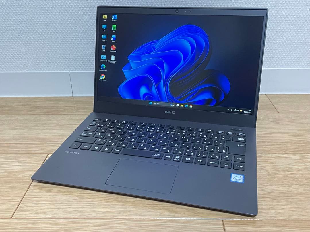 Windowsノート本体 NEC VersaPro FHD Core i7-8565U SSD256GB
