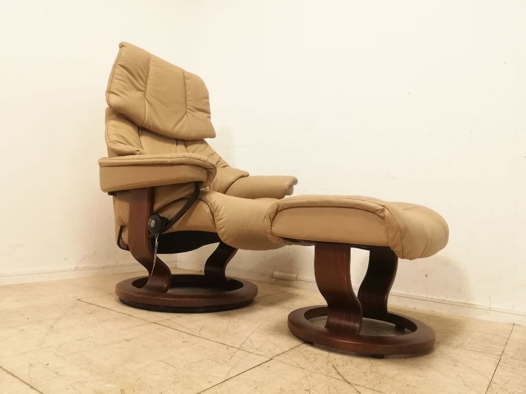 モデルルーム展示品 EKORNES ストレスレスチェア レノ（S） オットマン付