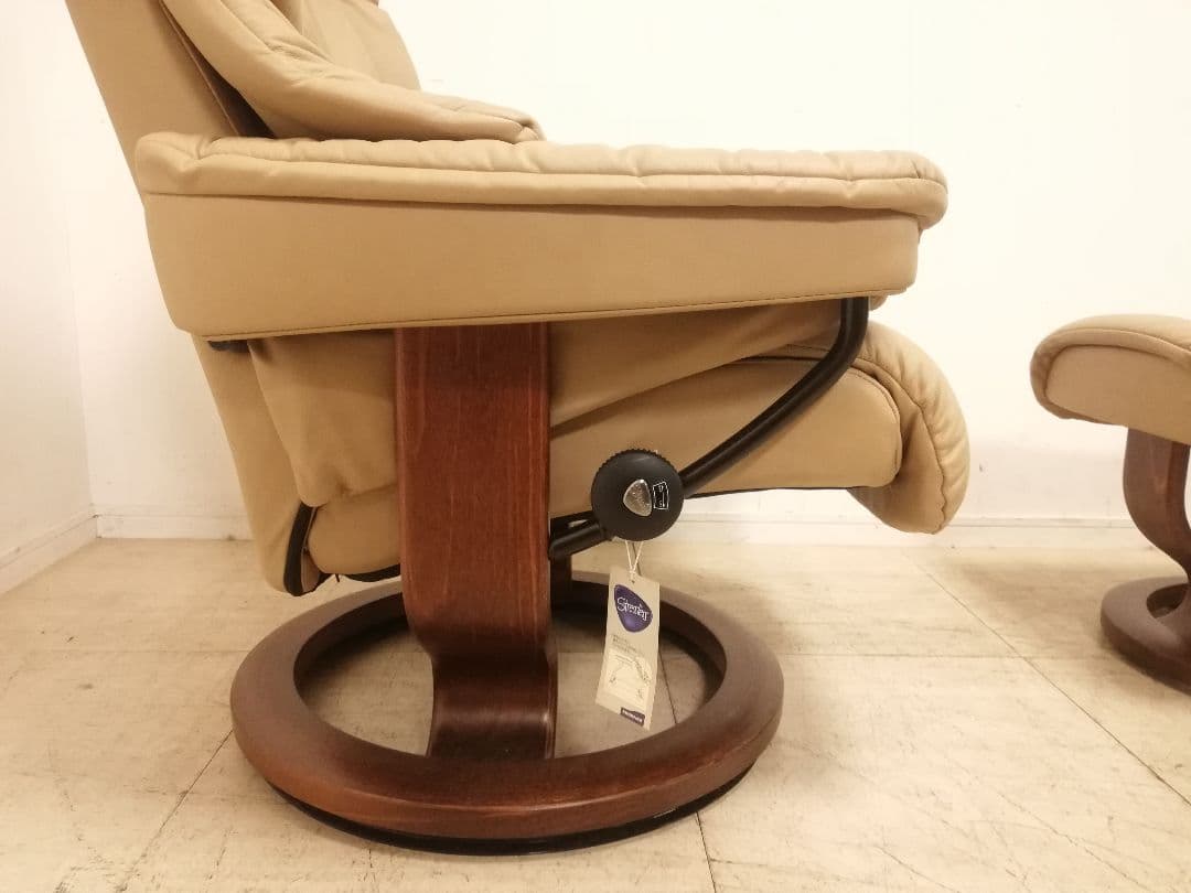 モデルルーム展示品 EKORNES ストレスレスチェア レノ（S） オットマン付