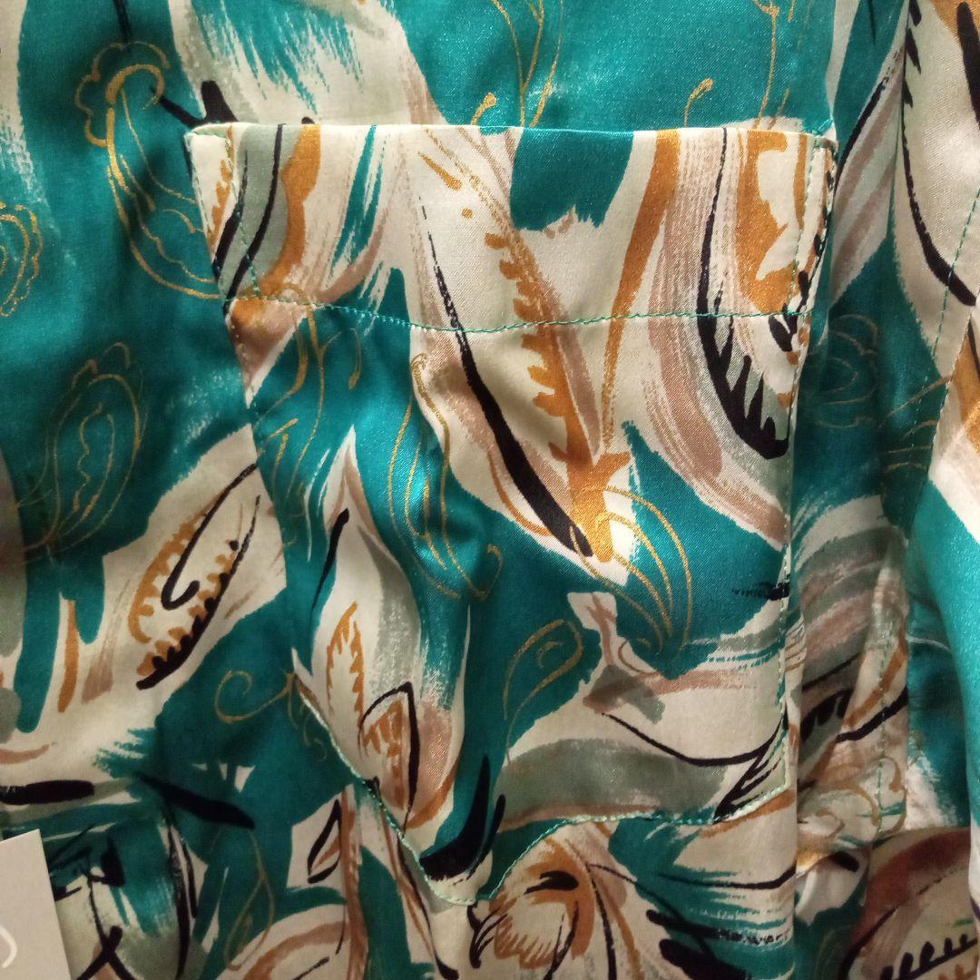 ワコール　シルク100%　パジャマ　Mサイズ　日本製　希少　カラー/柄