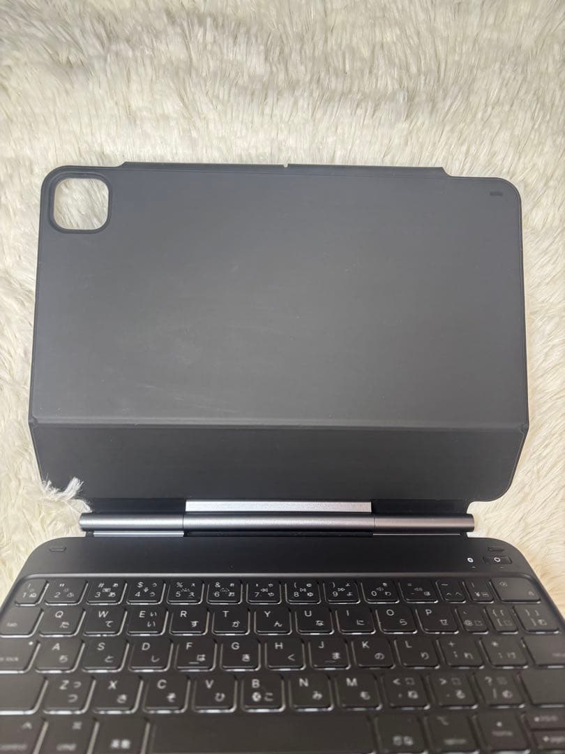 ESR iPad マグネットキーボードケース 360 - ブラック