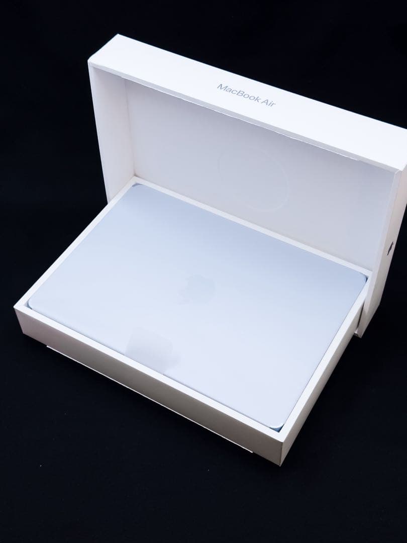 MacBook Air 13インチ（M4チップ）US配列モデル　スカイブルー