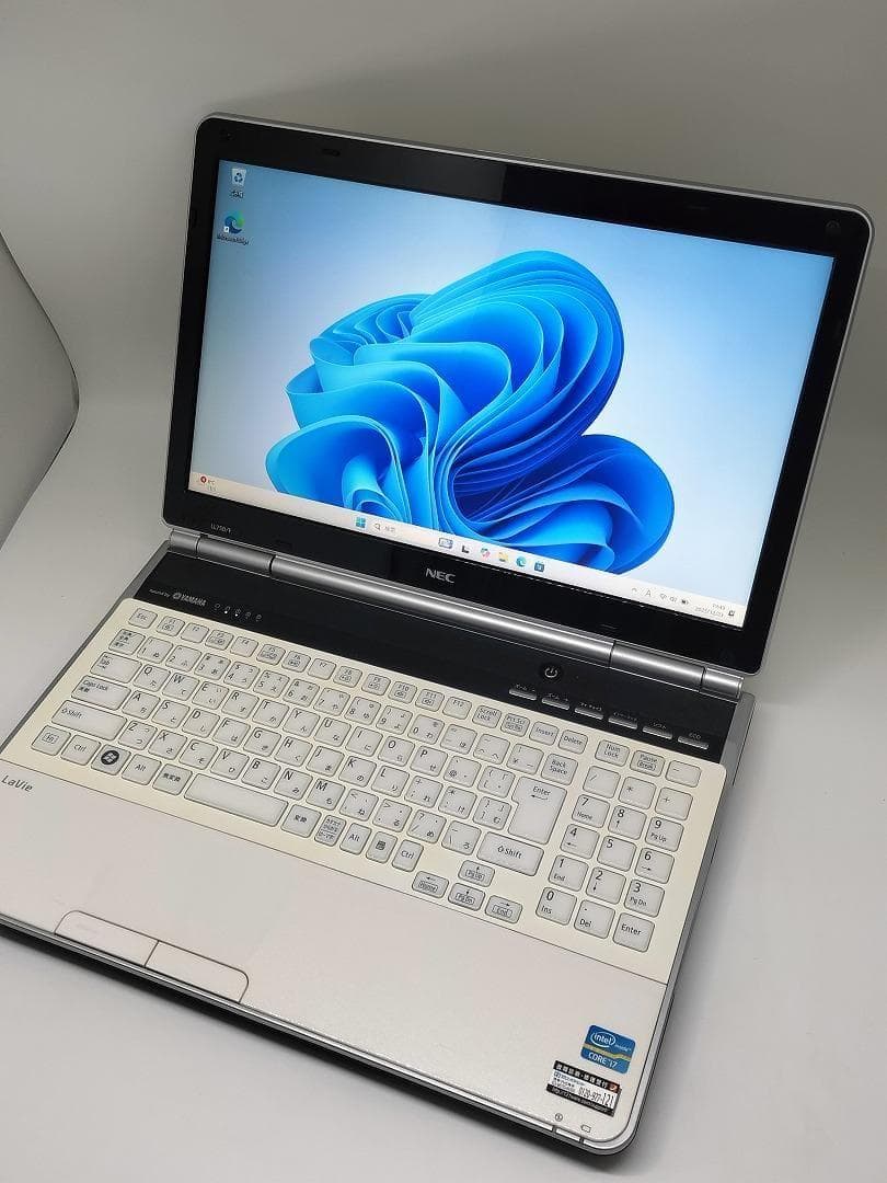 【NEC】爆速 Corei7/新品SSD256GB 15.6 ノートパソコンE7