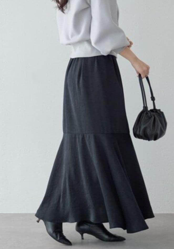 BEARDSLEY バックマーメイドスカート ブラック