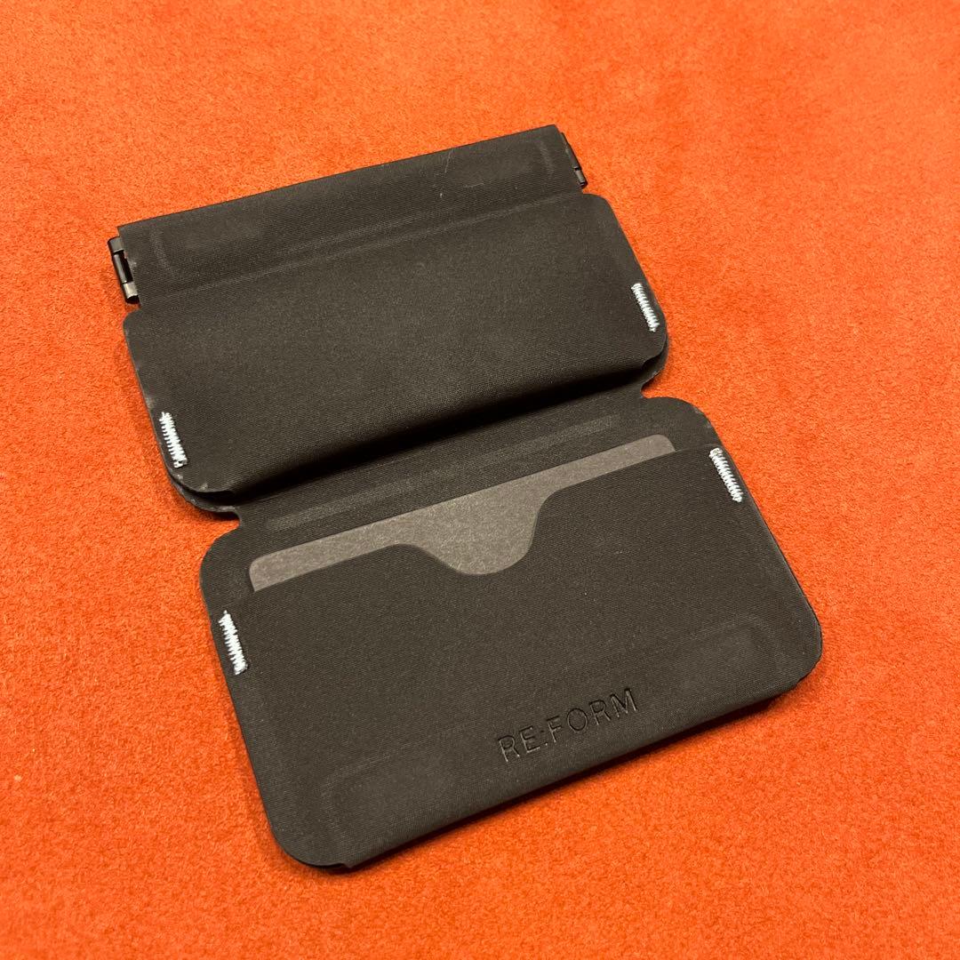 RE FORM 財布