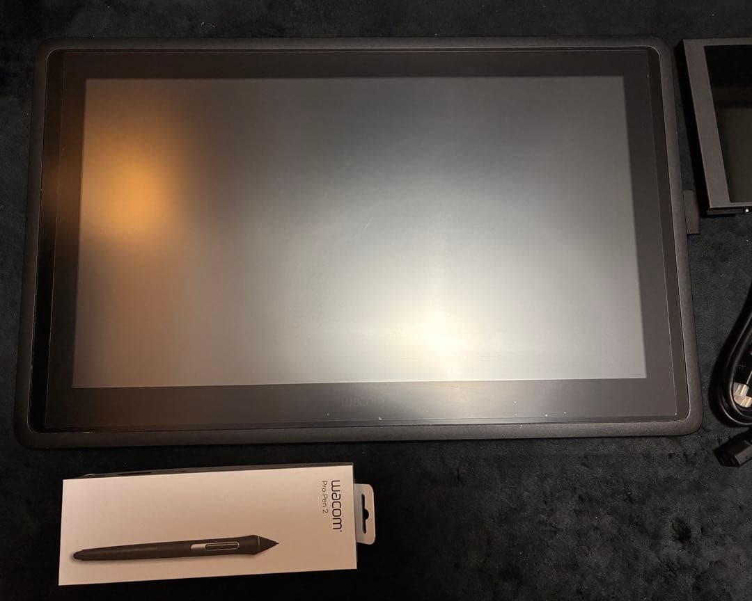 液タブ・ペンタブ Wacom Cintiq 22 FHD DTK2260K1D