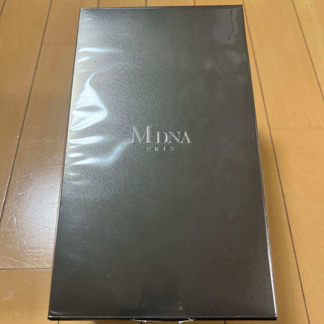 MDNA SKIN ONYX BLACK 美容ローラー