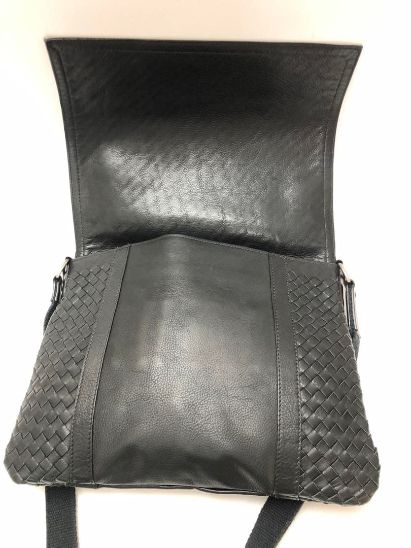 ファロルニ　イタリア製　レザー　イントレチャート　ショルダー　18705602